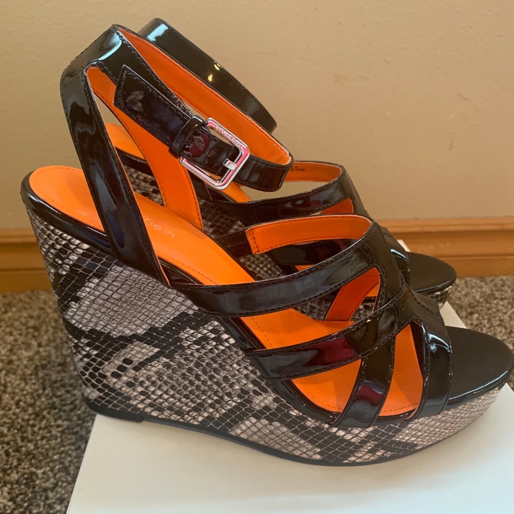 ‼️FINAL SALE‼️Calvin Klein Wedges